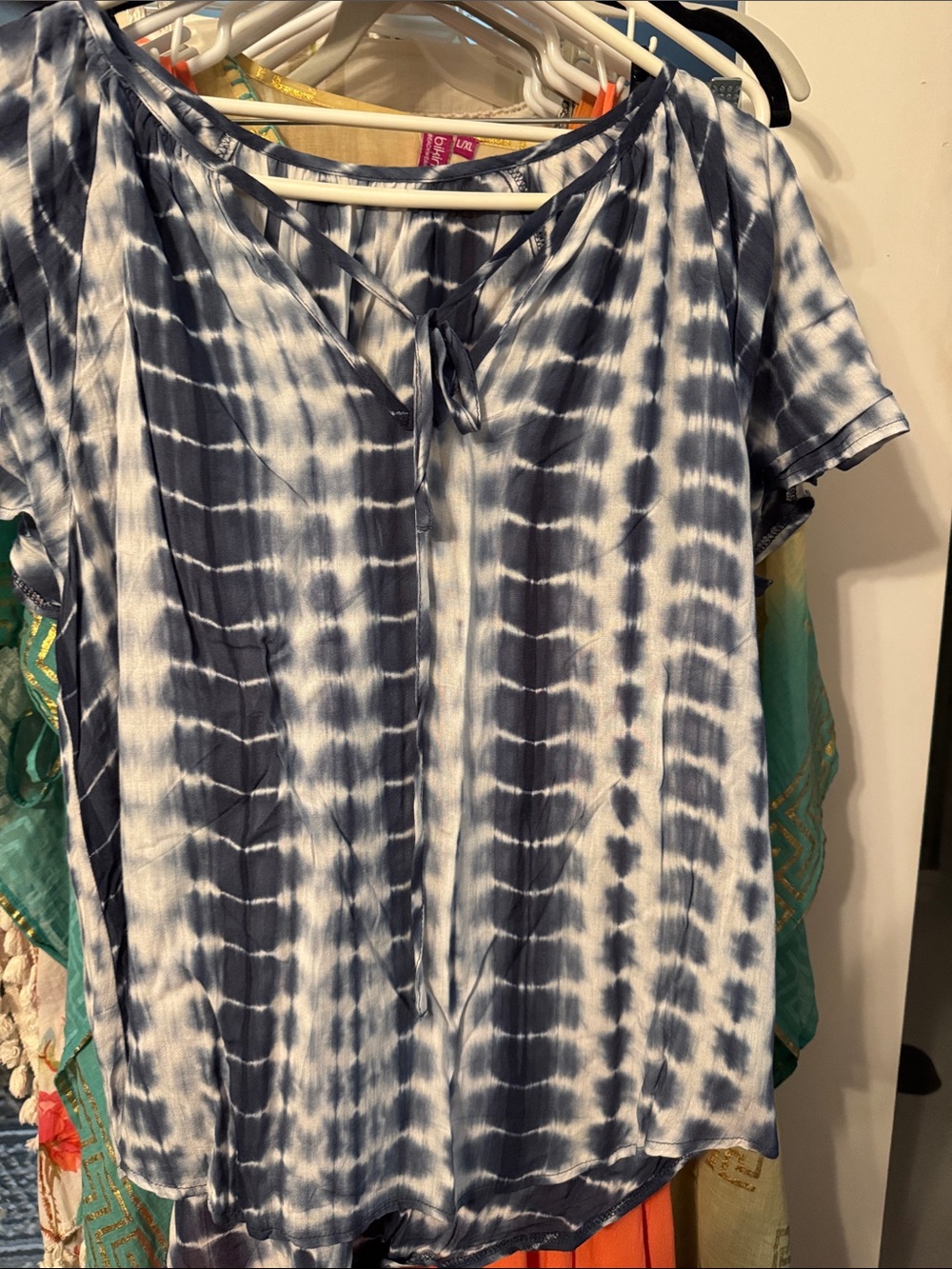 SHEIN Navy and White Tie-Dye Short Sleeve Top